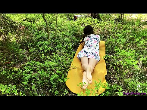 ❤️ Onye mbịarambịa na Tinder na-emetọ anụ ahụ m ma na-enwe mmasị n'ime ọhịa ❤️ Anal video ﹏