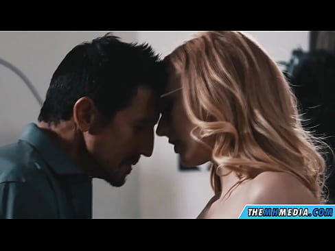 ❤️ Mmekọahụ ịhụnanya na-acha anụnụ anụnụ ❤️ Anal video ﹏