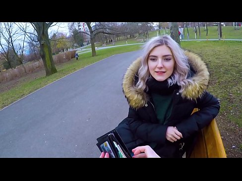 ❤️ Na-eloda ihe na-ekpo ọkụ nke onye ọ na-amabughị maka ego - ịfụ na ogige ntụrụndụ nke Eva Elfie dere ❤️ Anal video ﹏